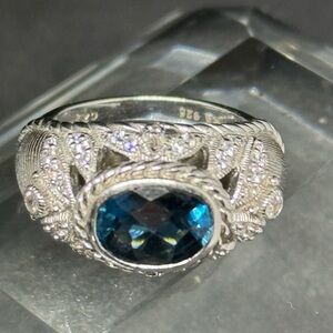 JUDITH RIPKA 925 Silver Vintage Blue & White Topaz Band size 8